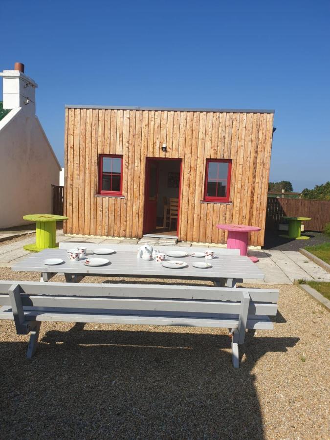 Geraghtys Farmyard Pods Hotel Belmullet Exterior photo