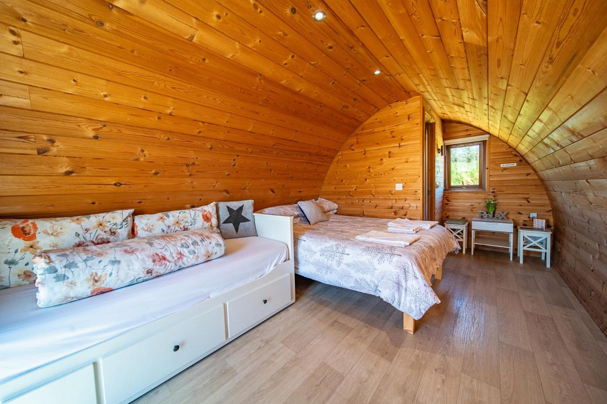 Geraghtys Farmyard Pods Hotel Belmullet Exterior photo