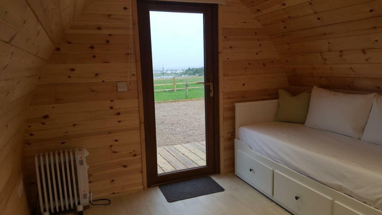 Geraghtys Farmyard Pods Hotel Belmullet Exterior photo